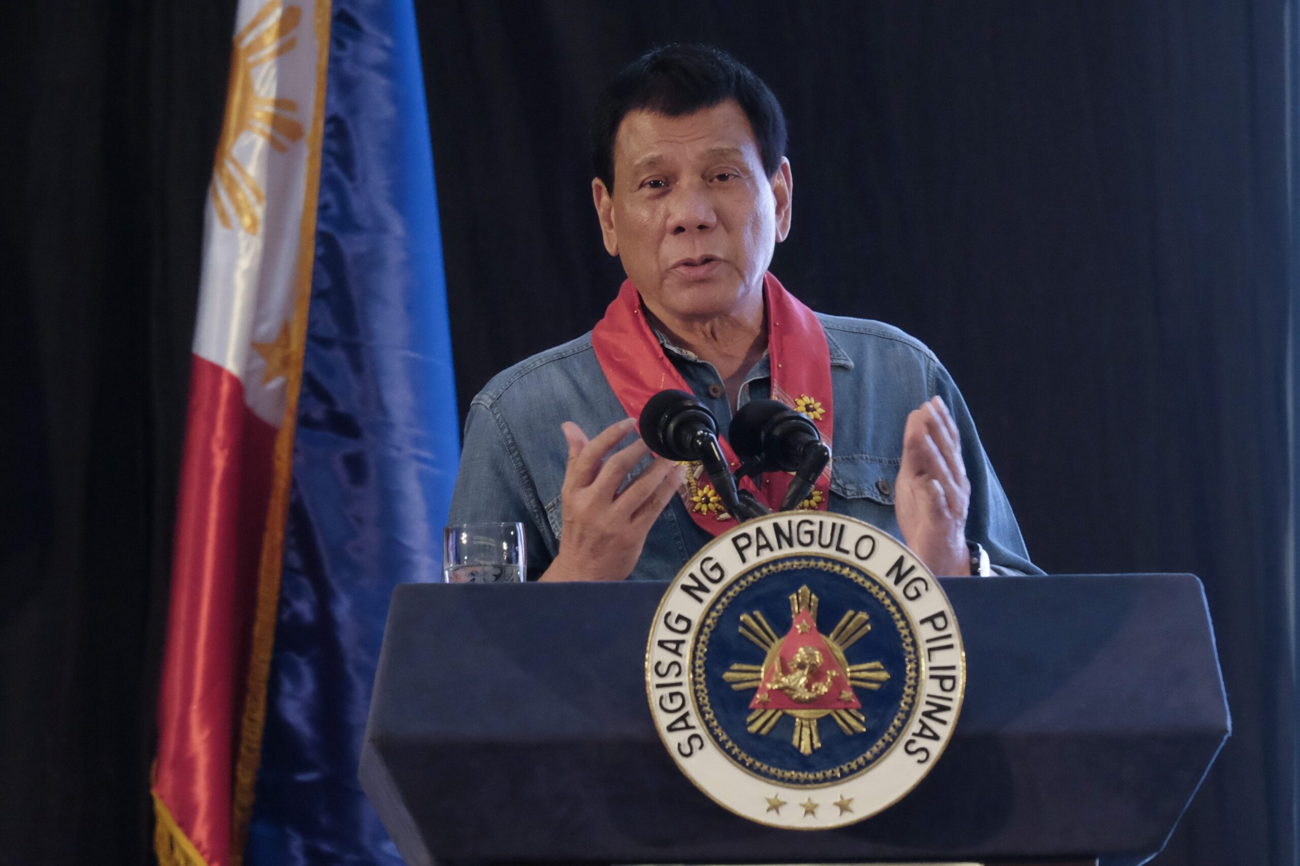 Duterte calls ex-Colombian president ‘idiot’ for ‘lecturing’ him on drug war