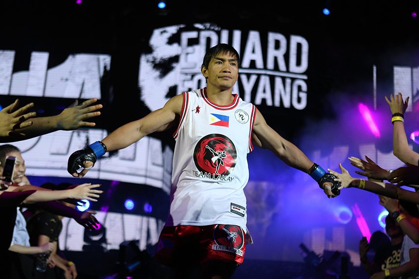 Eduard Folayang beats Shinya Aoki, becomes MMA world champ