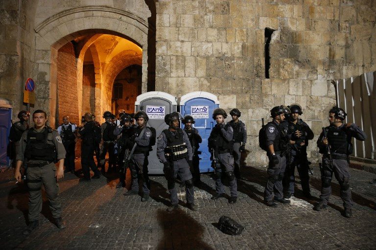 Israel bars men under 50 from Jerusalem Old City prayers