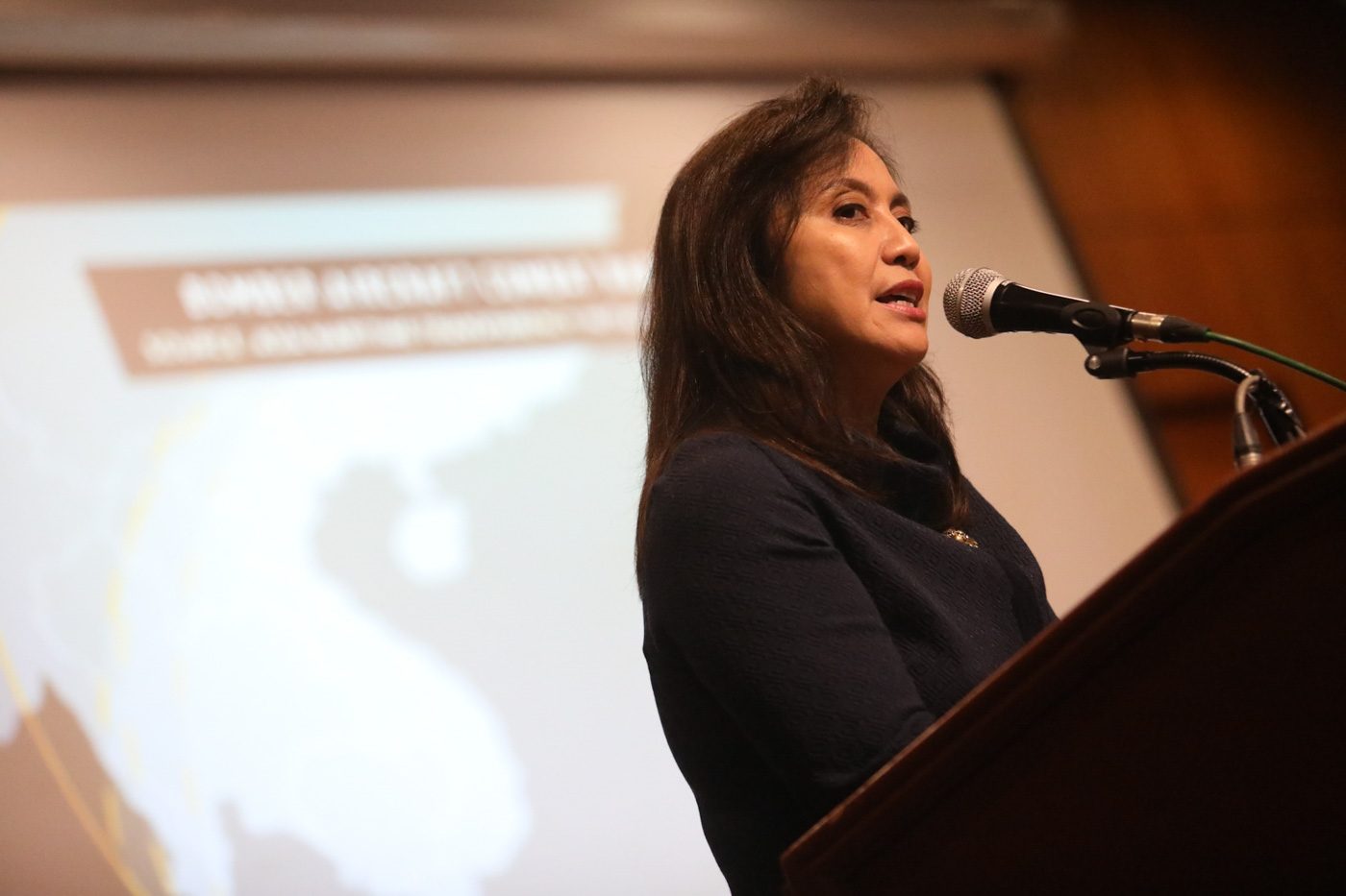 Charter change ‘untimely’ amid rising prices, killings – Robredo