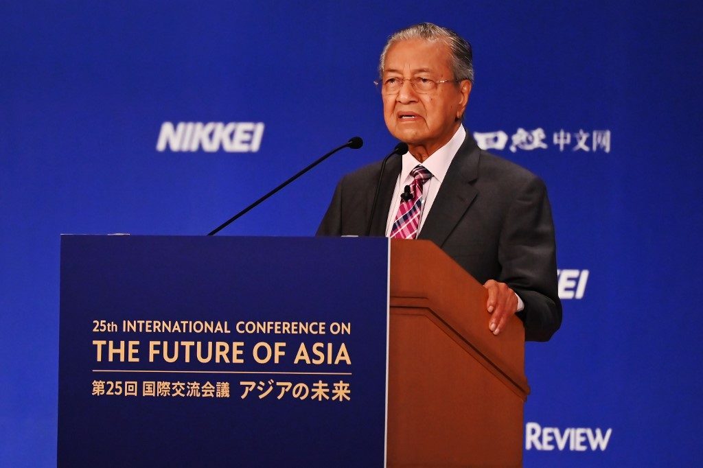 Mahathir says Malaysia will use Huawei ‘as much as possible’