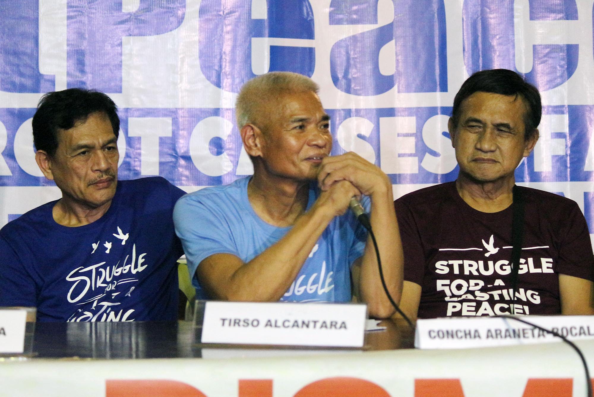 FREE. Freed political prisoners (from left) Reynante Gamara, Tirso Alcantara and Adelberto Silva hold a press conference at the social hall of the Episcopal Mission Center in Quezon City on August 18, 2016. Photo by Joel Liporada/Rappler 