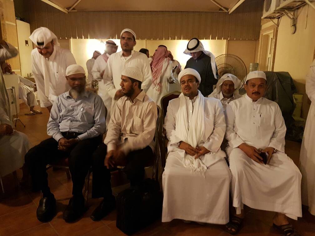 Di Saudi, Rizieq Shihab bertemu Zakir Naik