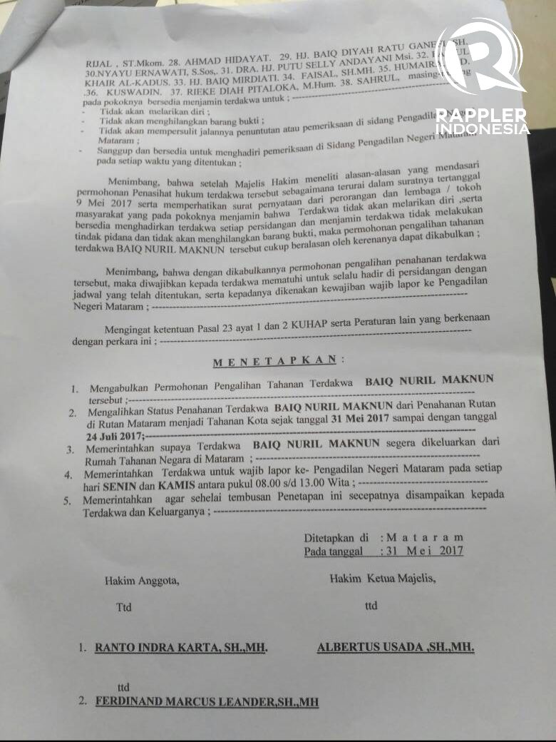 KEPUTUSAN. Sebagian surat keputusan dari Majelis Hakim Pengadilan Mataram yang mengabulkan penangguhan penahanan Baiq Nuril Maknum pada Rabu, 31 Mei. Foto: istimewa 