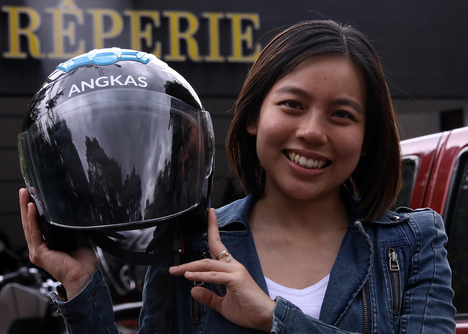 ANGKAS HEAD. Angeline Tham, founder and CEO of Angkas, joins the Unity Ride on December 16, 2018. Photo by Darren Langit/Rappler  