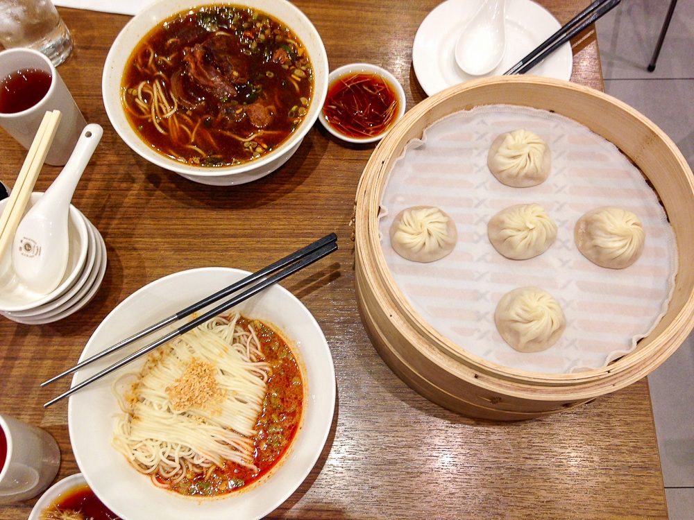 TREAT YOURSELF. Have a Taiwanese food feast at Din Tai Fung. Photo by Nikka Sarthou-Lainez 