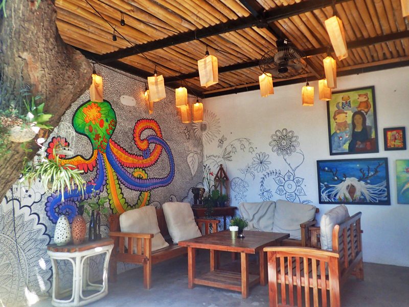 SPECIAL ART. The octopus is among the café’s artworks painted by Julyan. Photo by Rhea Claire Madarang 