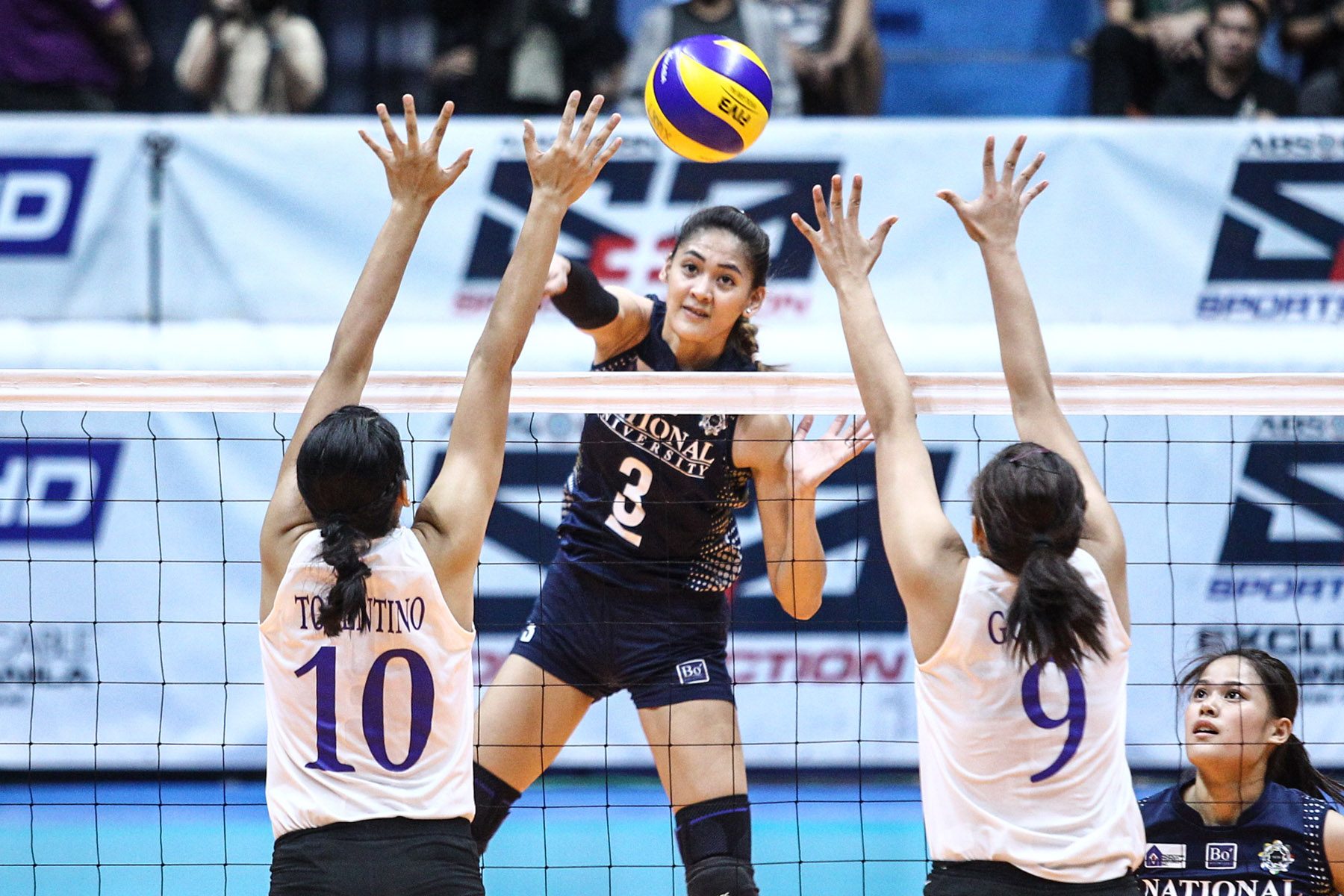 NU Lady Bulldogs repeat over Ateneo Lady Eagles in 5-set victory
