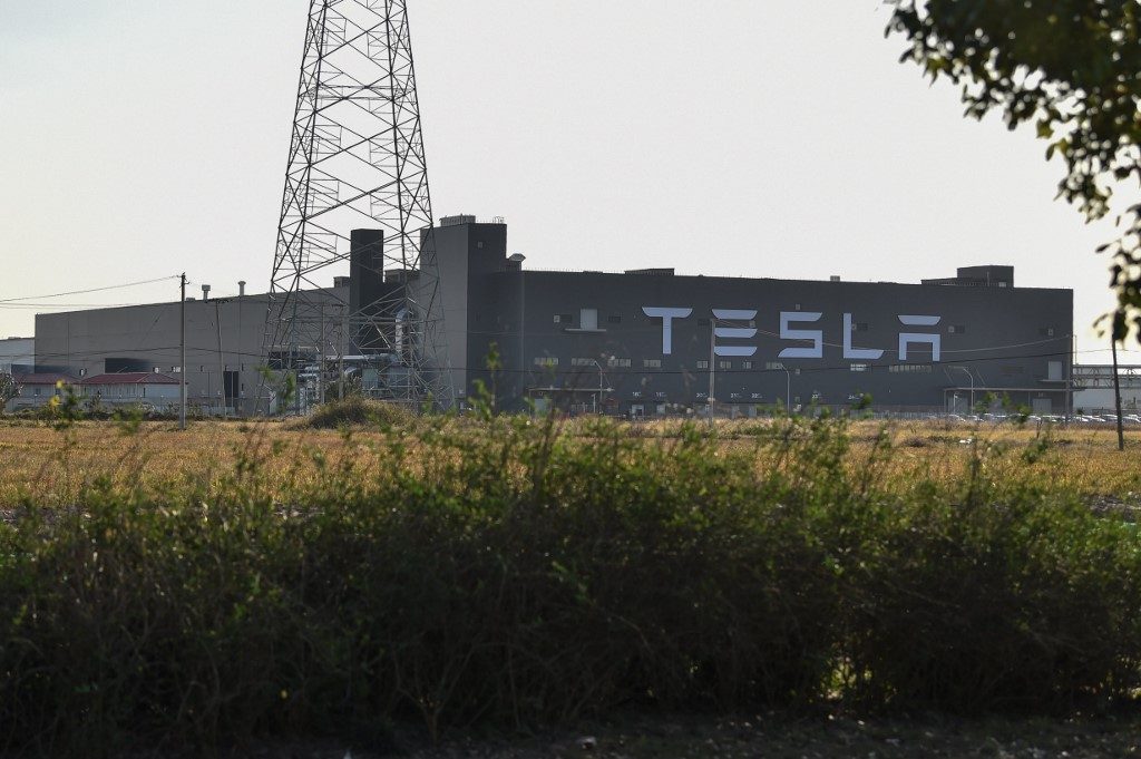 Tesla reports surprise Q1 profit despite coronavirus uncertainty