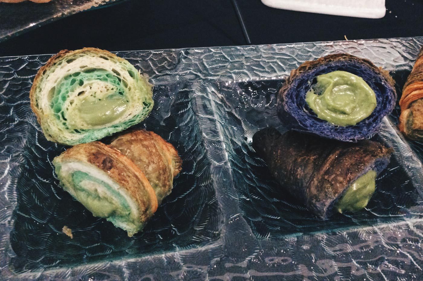 MATCHA AND UBE. These croissants bring together the freshness of green tea with the sweetness of ube. 