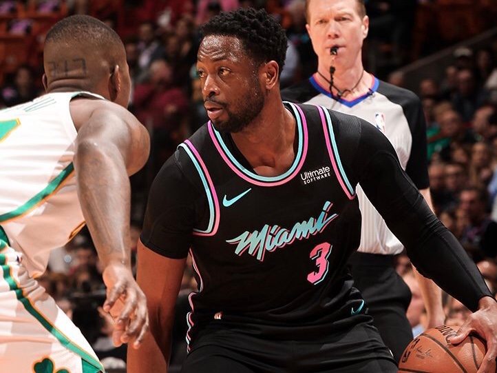 Wade powers Heat to blowout win over Celtics