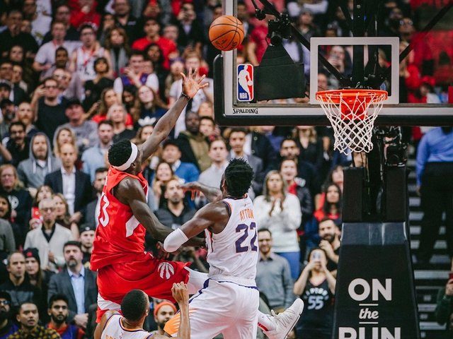 Siakam hits buzzer-beater to lift Raptors over Suns