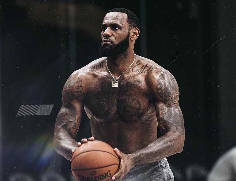WATCH: LeBron works out in L.A. as NBA return nears