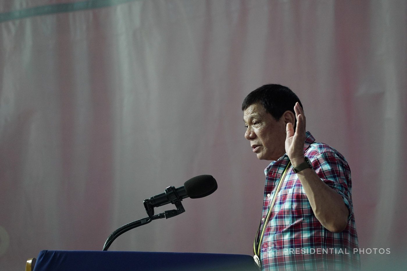 Fewer Filipinos expect Duterte to fulfill promises – SWS