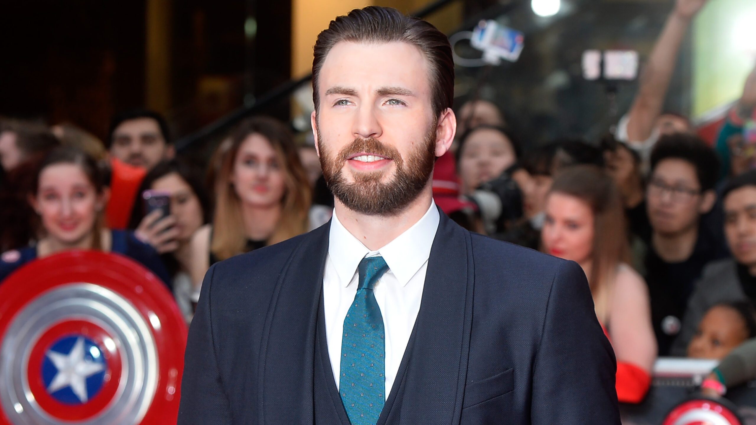 Here’s Chris Evans internship cover letter from when he was 16