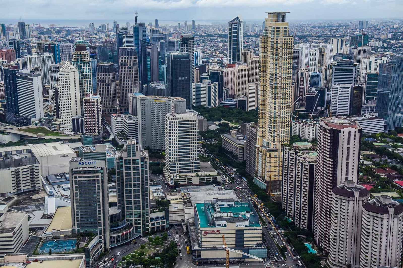 ECONOMY. Metro Manila skyline. Photo by Alecs Ongcal/Rappler 