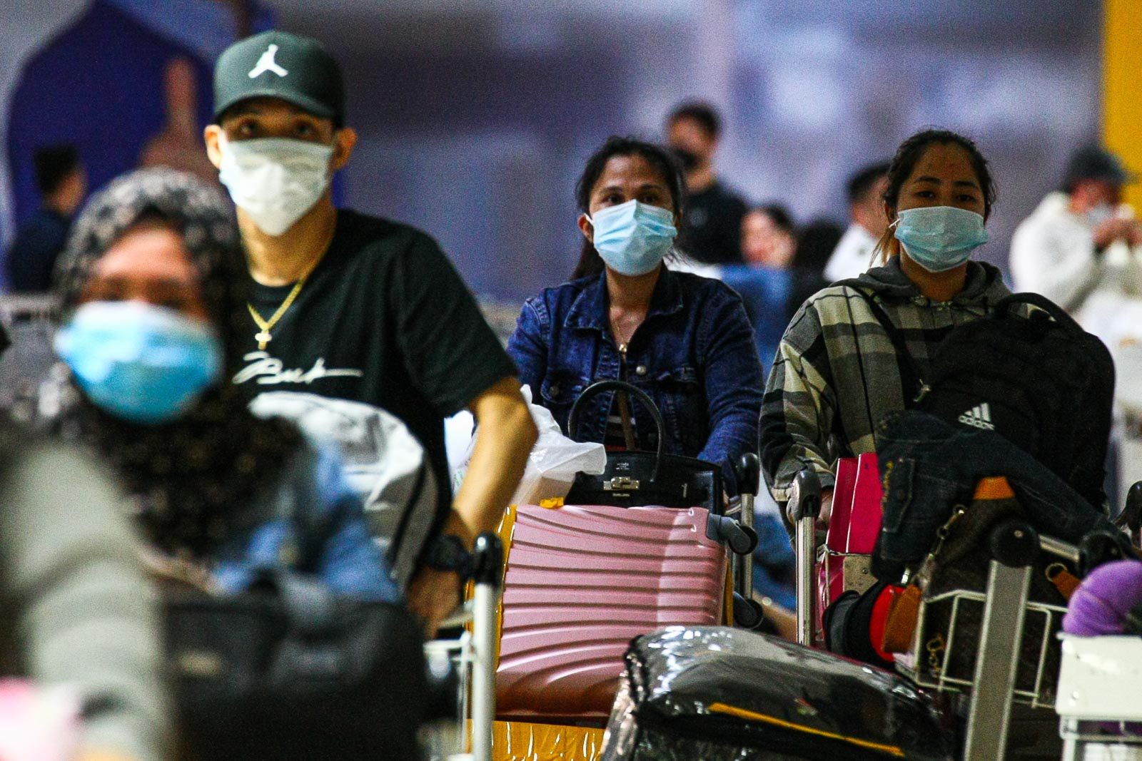 TRAVELERS. Passengers arrive at the Ninoy Aquino International Airport Terminal 1 in Pasay City on February 3, 2020. File photo by Jire Carreon/Rappler 