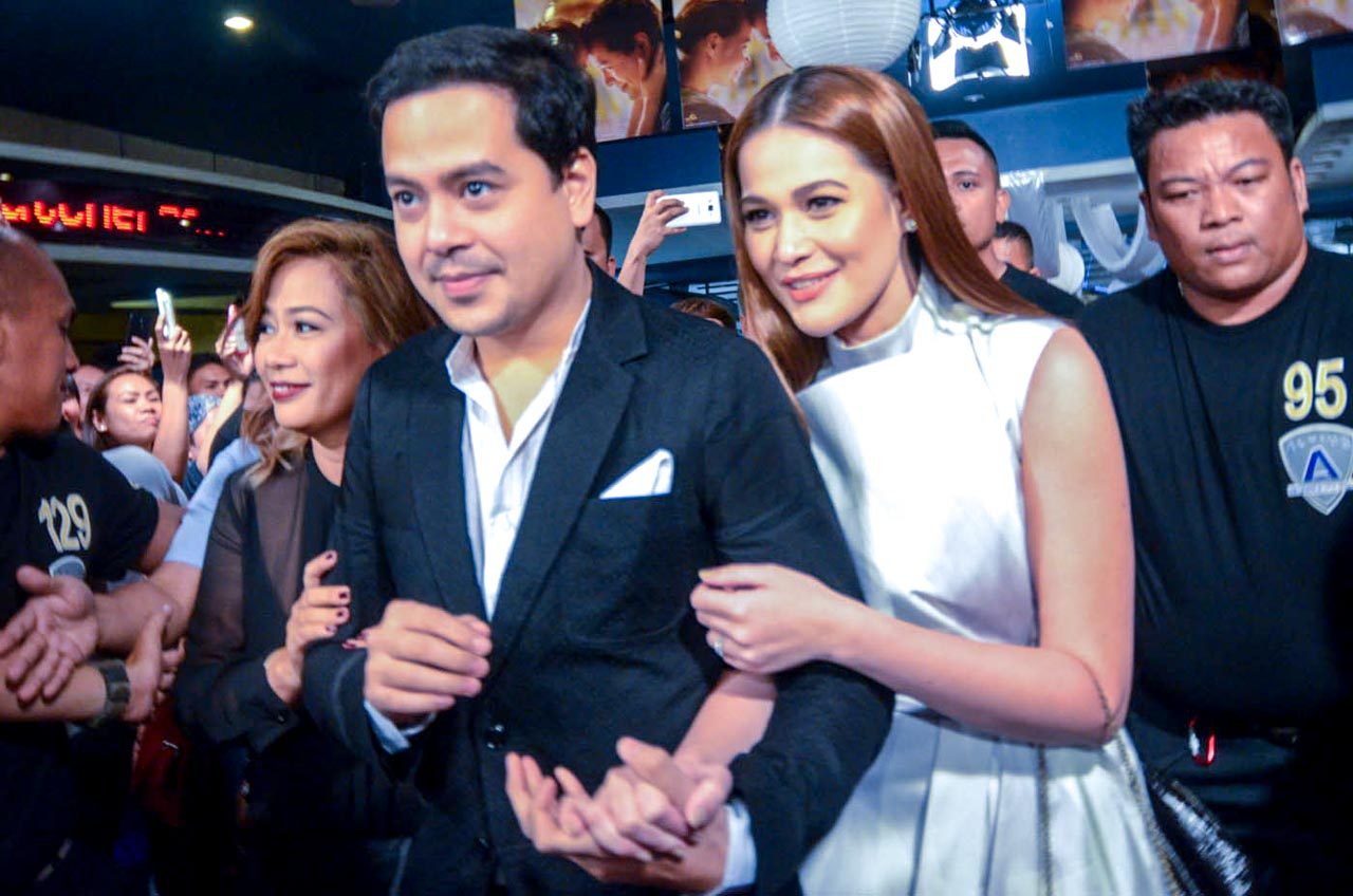 IN PHOTOS: Bea, John Lloyd thrill fans at ‘A Second Chance’ premiere