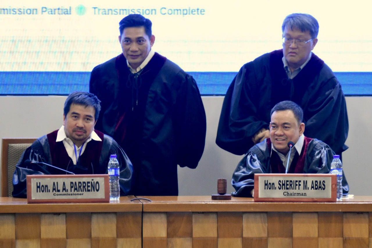 POLL COMMISSIONERS. In this photo Comelec commissioners (L-R) Al Parreño, Marlon Casquejo, Antonio Kho, and poll chairman Sheriff Abas are seen in the canvassing of official election results. Photo by Angie de Silva/Rappler 