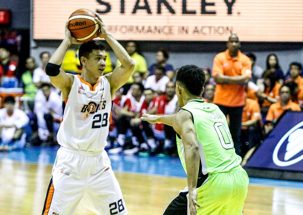 What happened with Gary David and the Meralco Bolts?