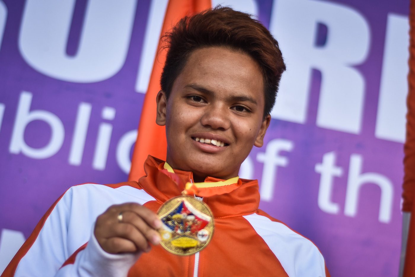RECORD HOLDER. Sylvian Faith Abunda from Northern Mindanao won gold medal and set a new record for secondary girls javelin throw in Palarong Pambansa 2017. File photo by LeAnne Jazul/Rappler    