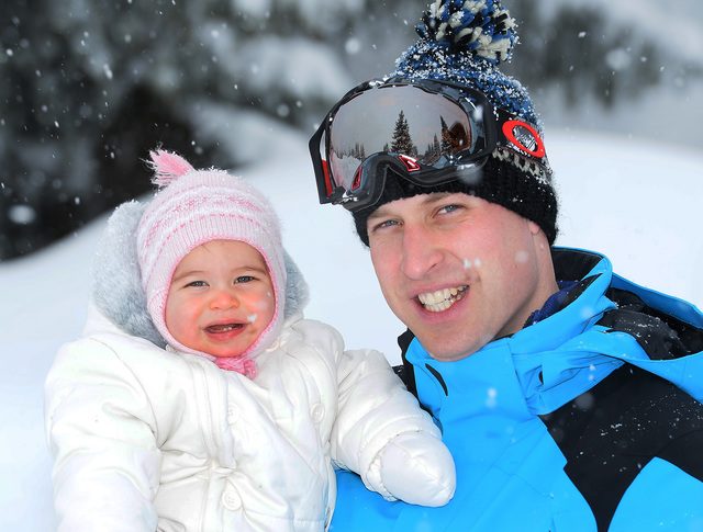 Prince William criticized over skiing snaps