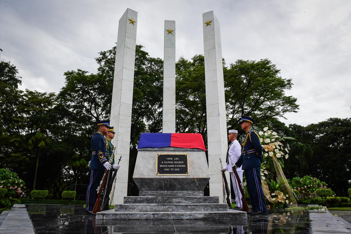 Ex-soldiers’ kin on Marcos burial: ‘It’s his right, but let SC decide’