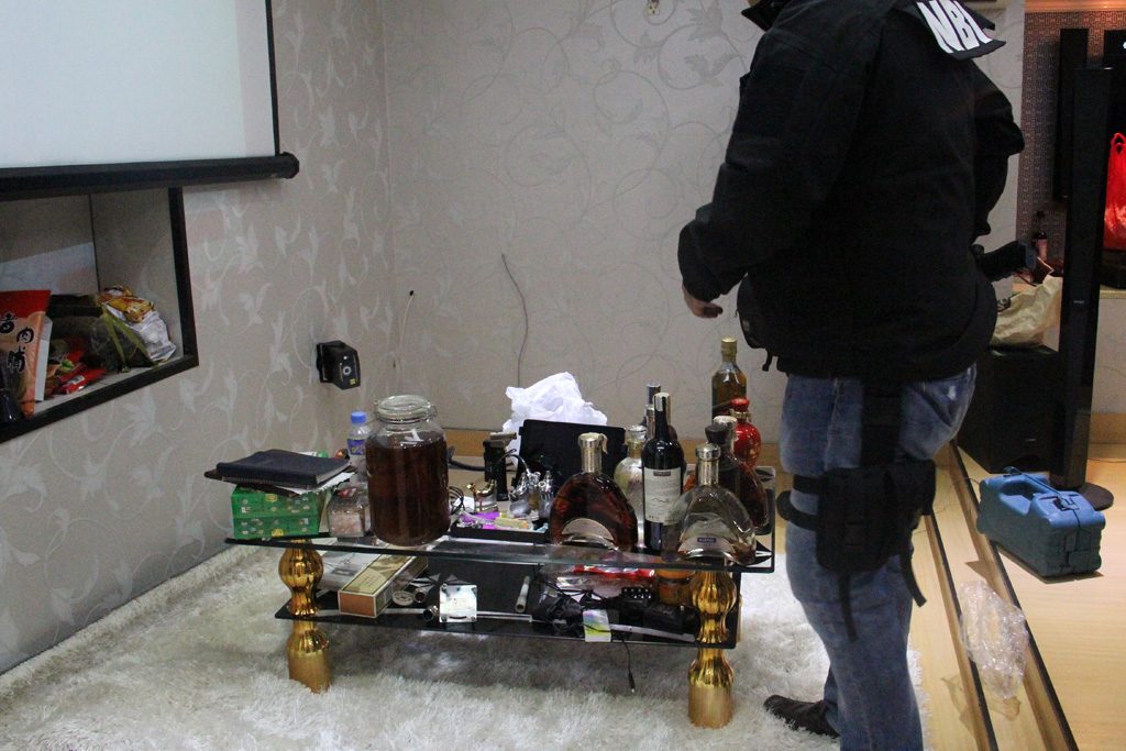 Alcohol, entertainment sets, and illegal drugs were among the many items seized during the December 15 raid of the New Bilibid Prison. Photo sourced by Rappler