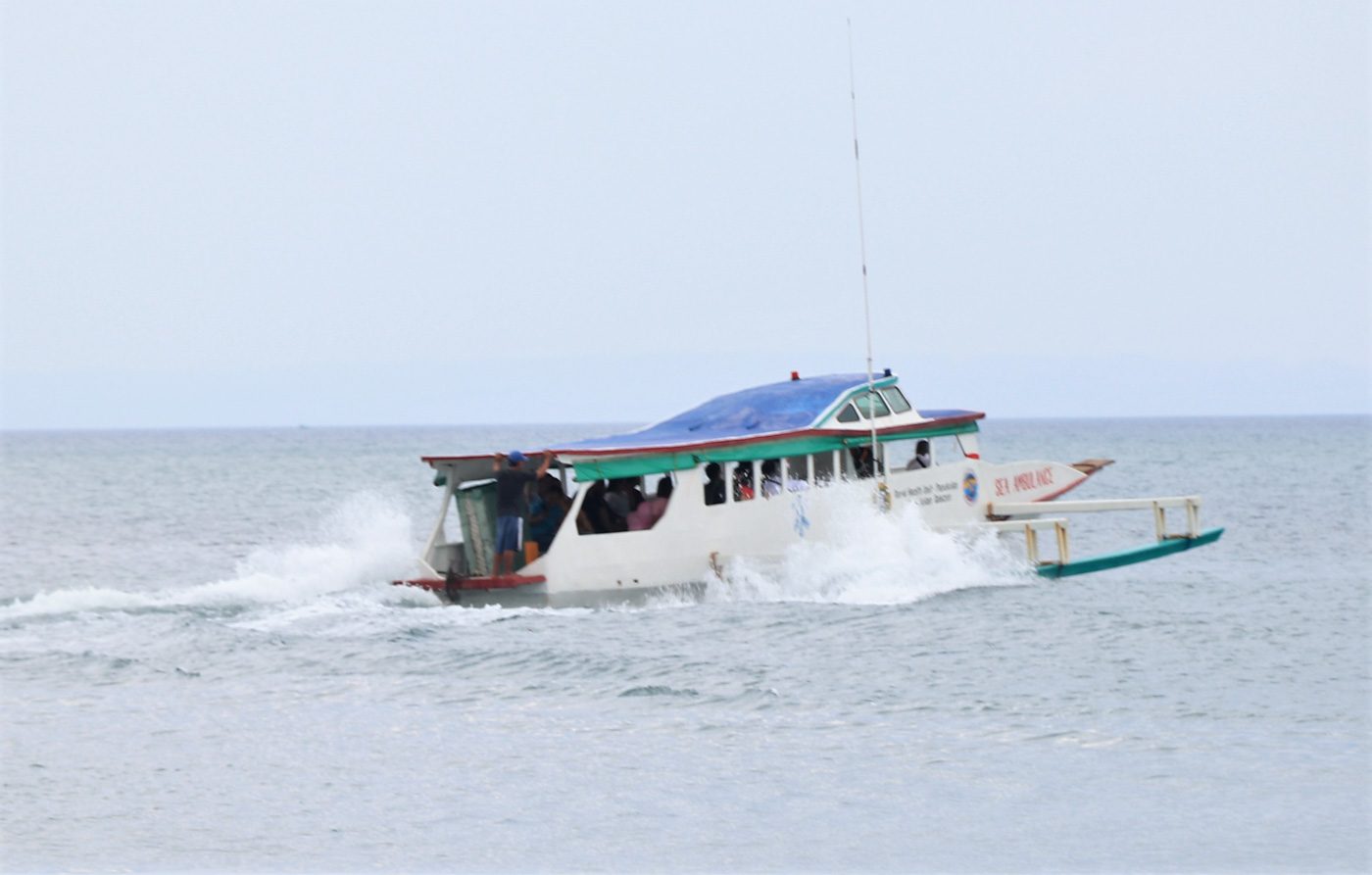 TEST RUN. Test run of Panukulan town's sea ambulance at 20 knots km/h. Photo courtesy of DOH-CALABARZON  