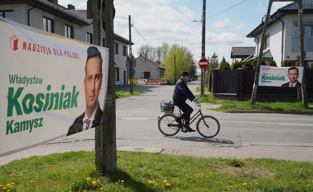 Poland to hold new vote after bizarre ghost election