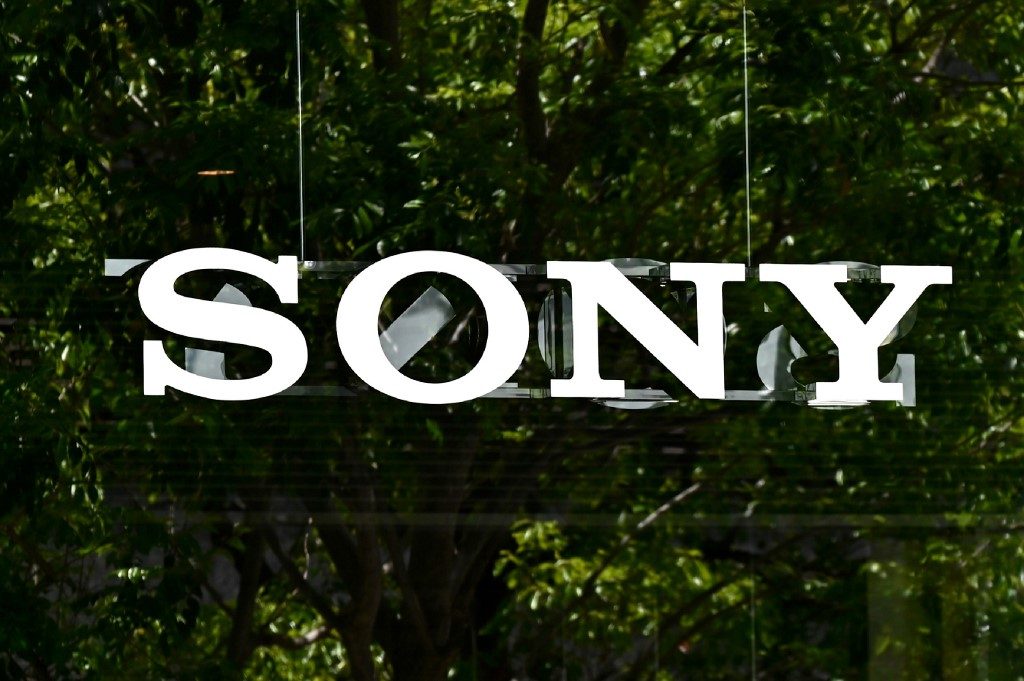 Sony annual net profit slumps, warns of tough year