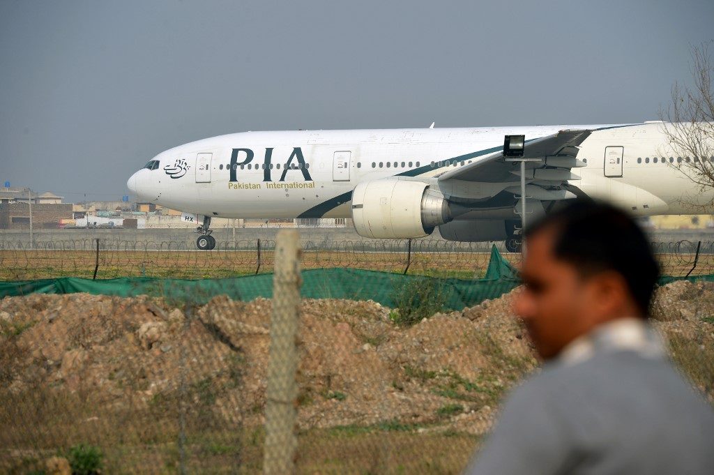 Pakistan airline grounds about 150 pilots in license probe – official