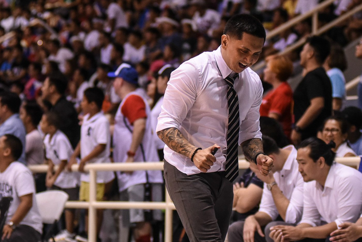Alapag joins San Miguel, Romeo finally shows up