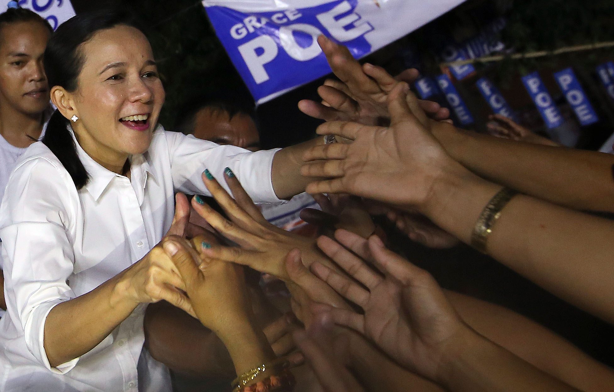 Poe seeks St Jude of the ‘impossible’ as poll nears