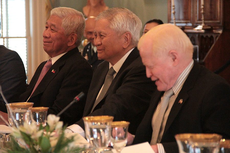 STRONGER ALLIANCE.  (L-R) Defense Secretary Voltaire Gazmin, Foreign Affairs Secretary Albert del Rosario, and Philippine Ambassador to the US Jose L. Cuisia, Jr listen to their US counterparts' remarks at the working lunch of the 2nd Philippines-US Two-plus-Two Ministerial Dialogue, on January 12, 2016, at the US Department of State in Washington DC. Photo courtesy of the Philippine embassy in Washington DC   