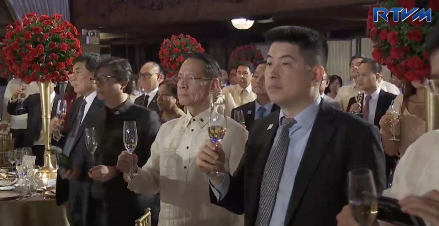 CHINA CONNECTION. Filipino-Chinese businesspersons, Cabinet members, diplomats, and influential Chinese nationals are among the state banquet guests. Screenshot from RVTM 