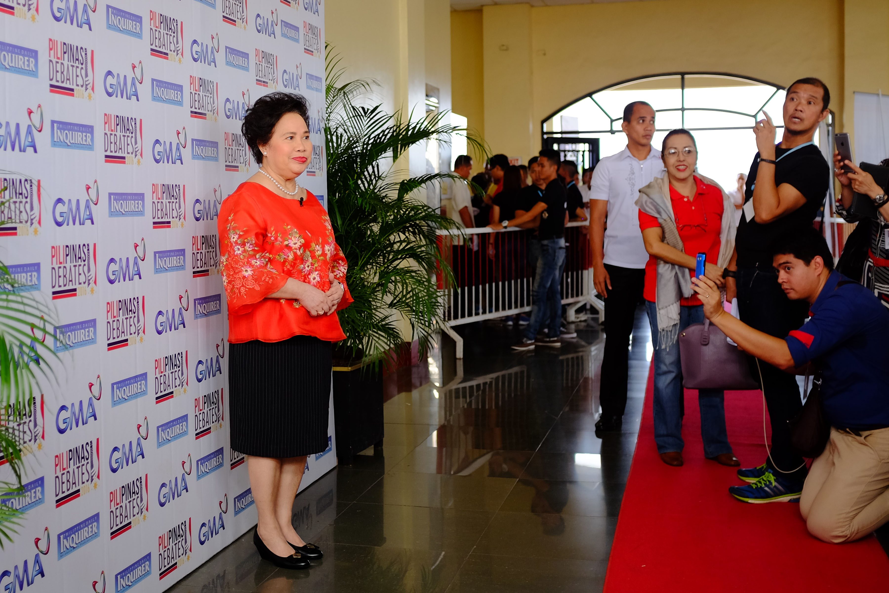 MODERN SYSTEMS. Senator Miriam Santiago plans modern airports, transit systems and major projects per region. Photo by Bobby Lagsa/Rappler 