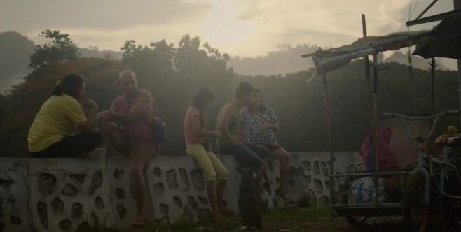 FAMILY. Cherry Pie Picache,  Bembol Roco,  Chai Fonacier, Jerald Napoles, and Meryll Soriano bring the film's eclectic family to life. Screengrab from Pista ng Pelikulang Pilipino YouTube 