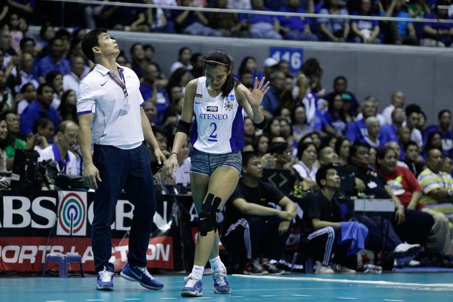 LAST DANCE. Alyssa Valdez scored 31 points in her final UAAP game but fell short in the finals to DLSU. File photo by Eduardo Solo/Rappler  