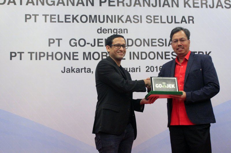 Go-Jek akan menjadi salah satu kanal penjualan pulsa Telkomsel. Foto dari Tech in Asia 