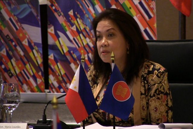 MEETING. Philippine Chief Justice Maria Lourdes Sereno leads the discussion during the high-level meeting among ASEAN judiciary leaders. Photo by Buena Bernal/Rappler  