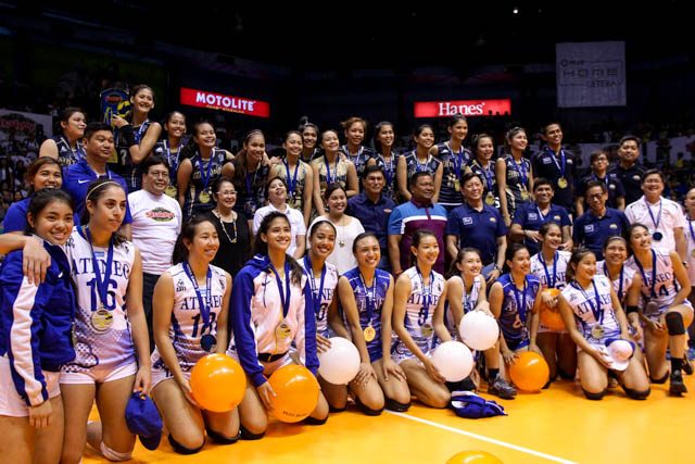 Full group photo with the champions NU and the runner-up Ateneo. Photo by Czeasar Dancel/Rappler 