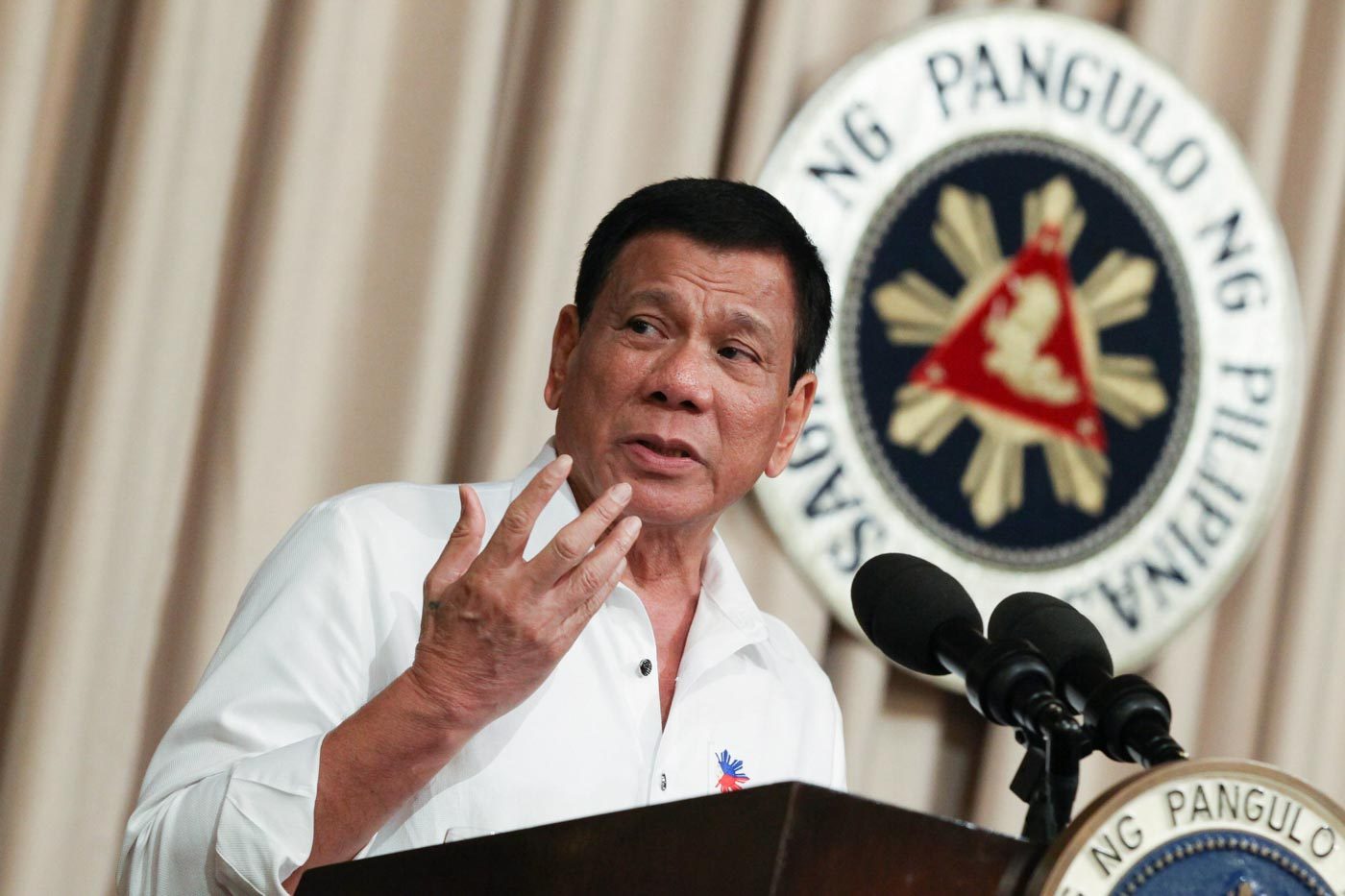 Forget your fears, Duterte tells BPO companies
