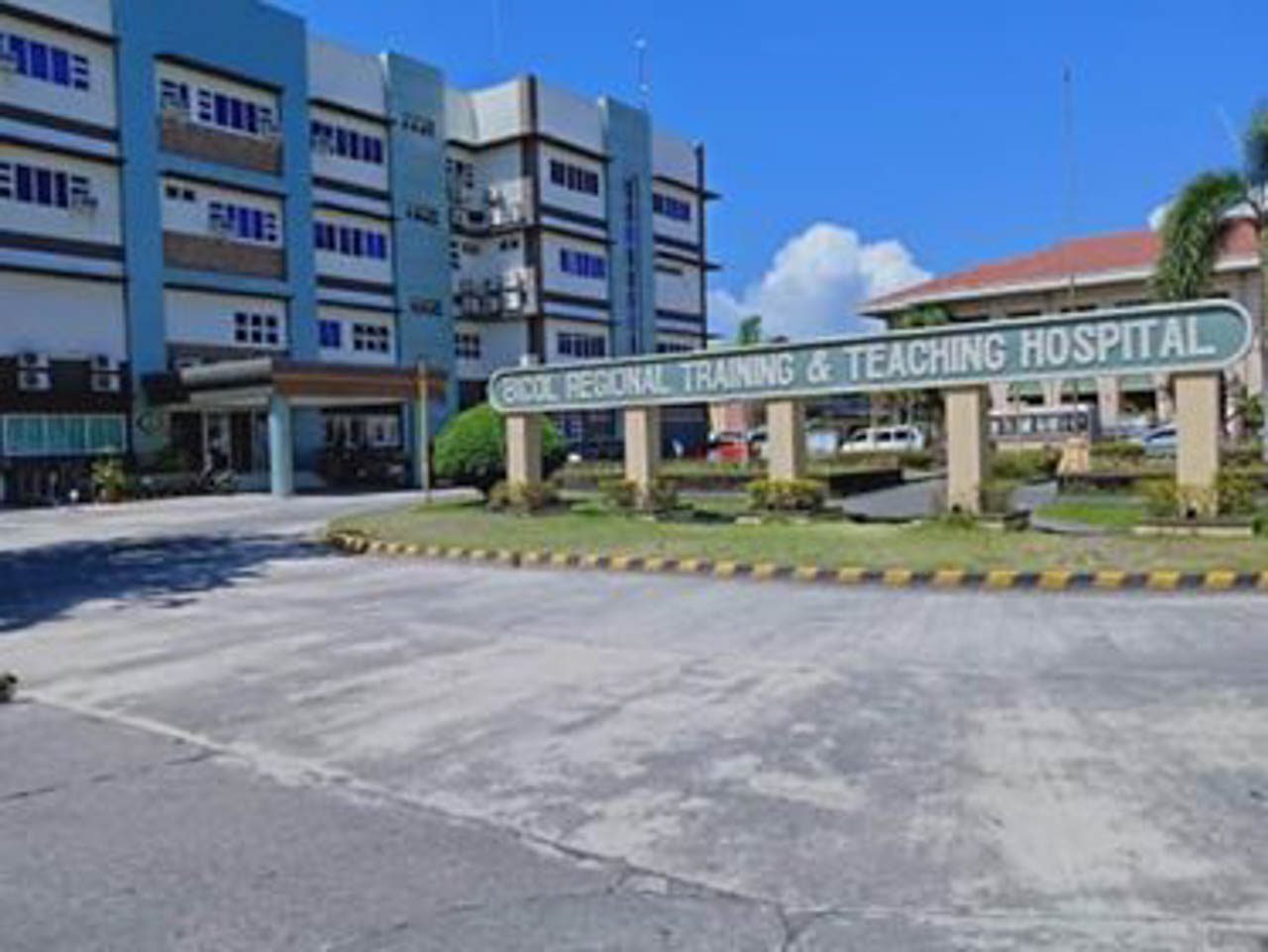 Bicol hospital cuts down admission of patients as staff get coronavirus