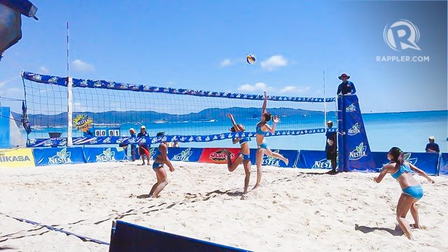 SPIKE! Athletes during the semi-finals of Nestea Beach Volleyball. Photo by Levi Verora/Rappler