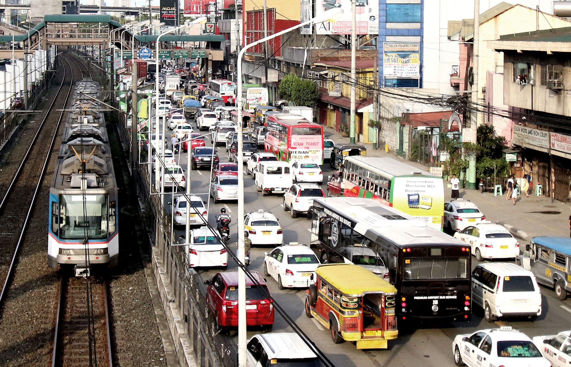Higher auto taxes, poor mass transport a ‘lose-lose situation’ for the public