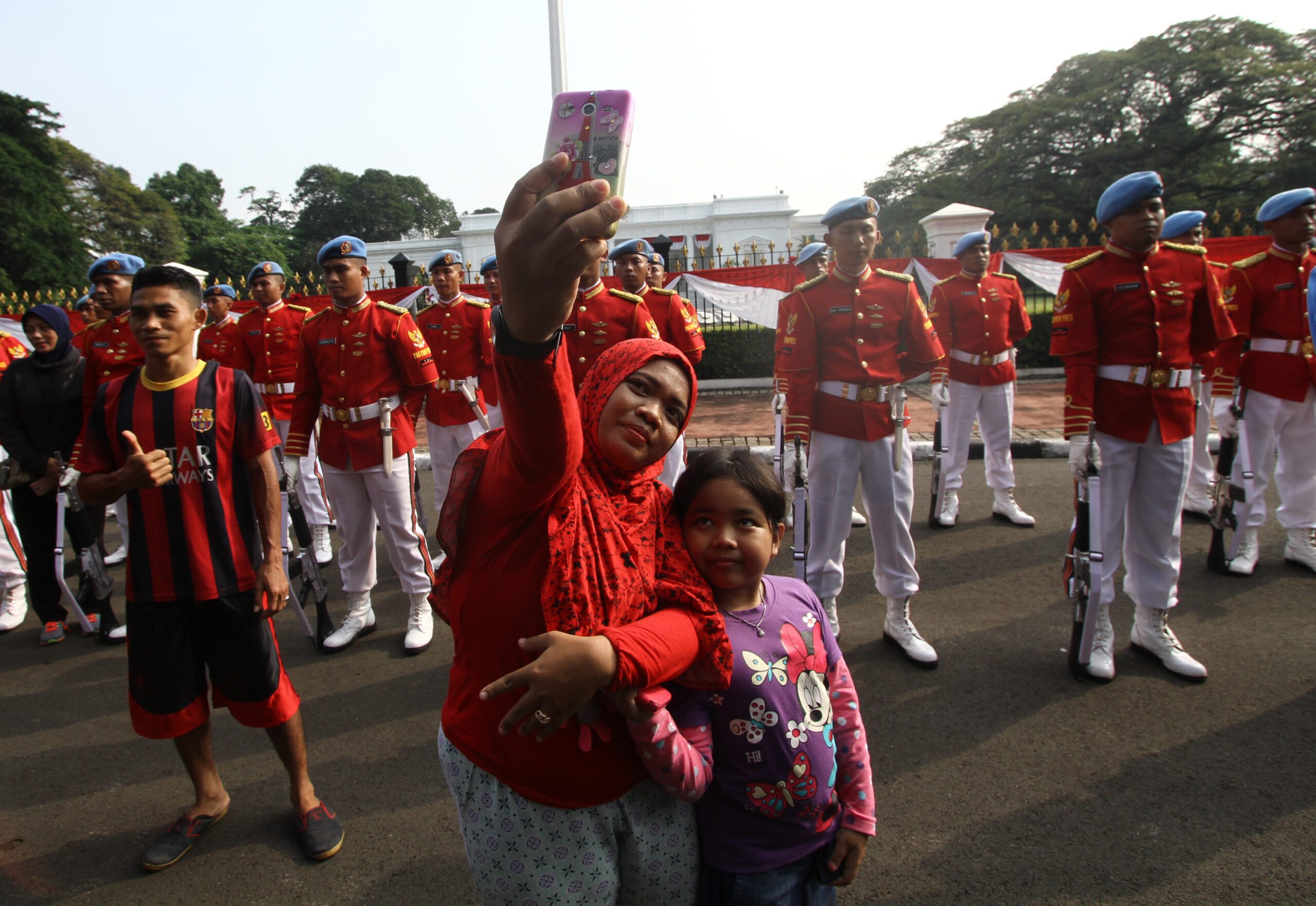 FOTO: Pergantian Pasukan Istana Kepresidenan kini dibuka untuk umum
