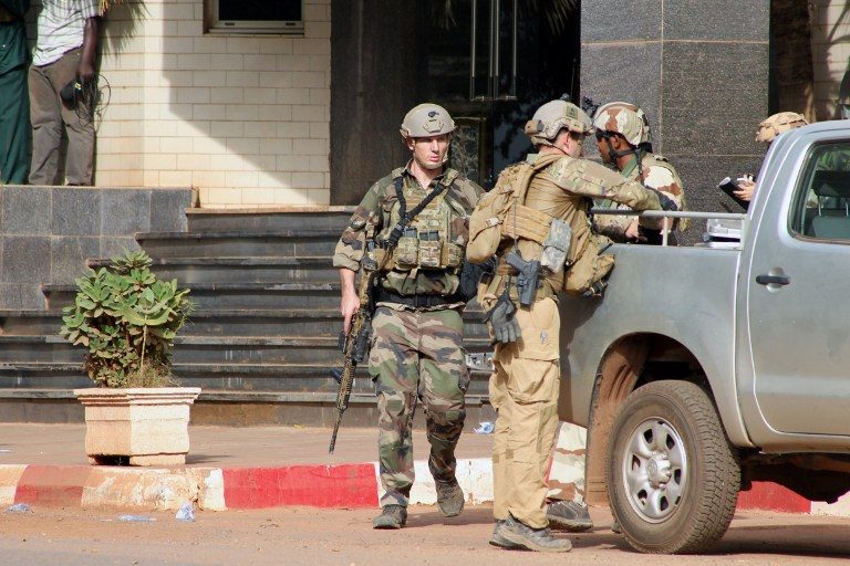 Mali hunts suspects after deadly hotel siege