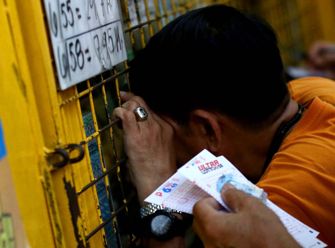 Ultra Lotto jackpot exceeds P1 billion; PCSO says even foreigners can win