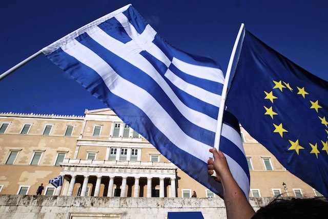 Europe closes in on Greece debt deal